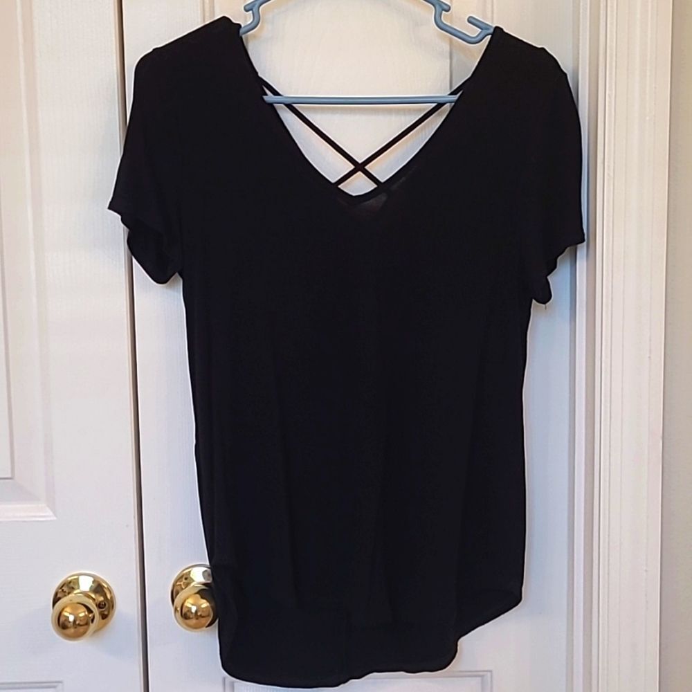 2 for $10! Emory Park Black High/Low Criss Cross Top Size Extra Small (X…